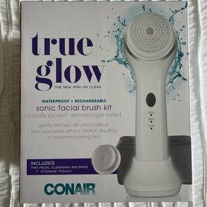 Conair true glow sonic facial brush kit. New